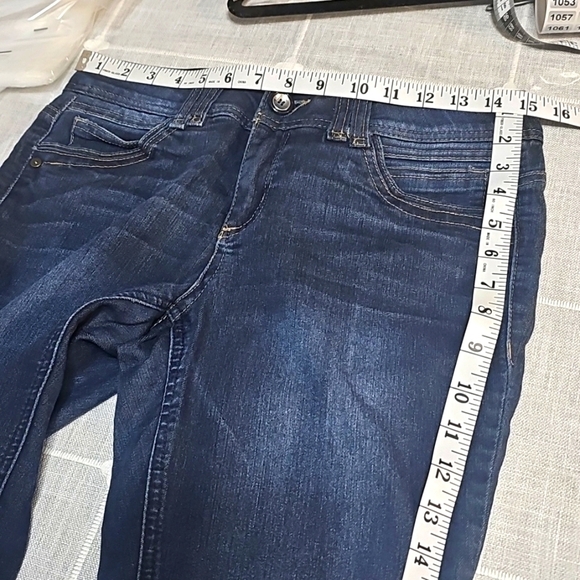 Democracy Ab Technology Jeans, Size 6 - Picture 9 of 12